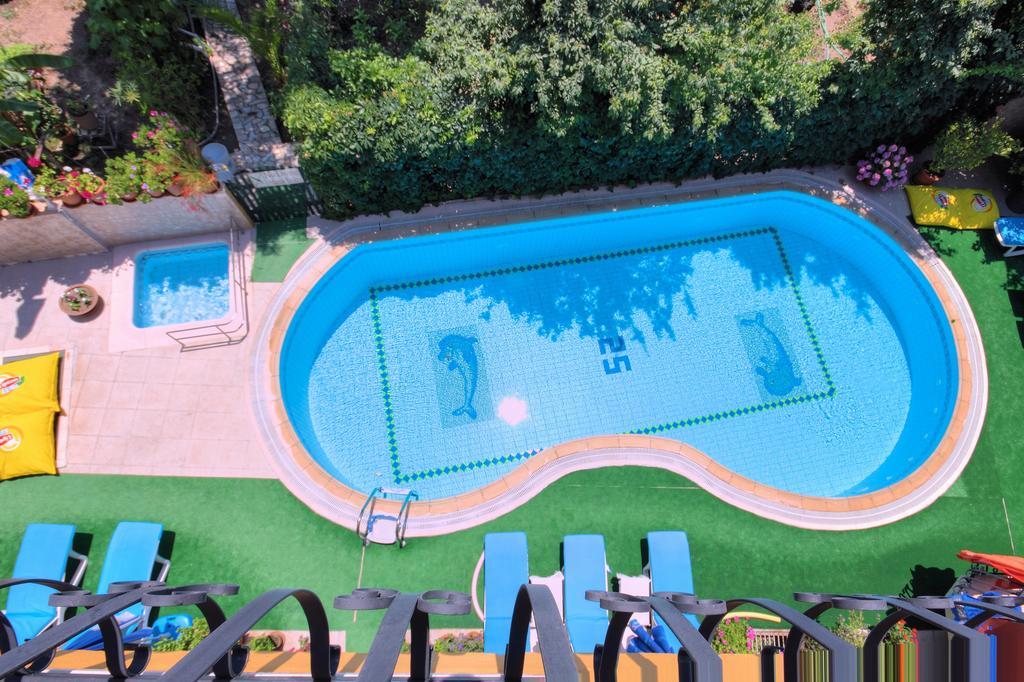 Mandalinn Hotel Дальян Экстерьер фото