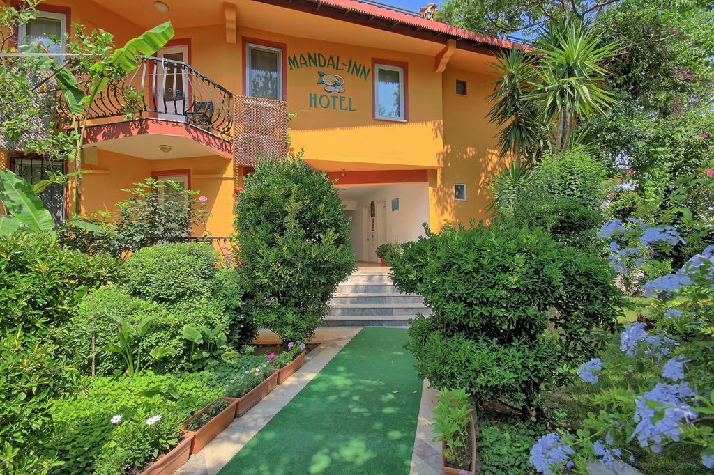 Mandalinn Hotel Дальян Экстерьер фото