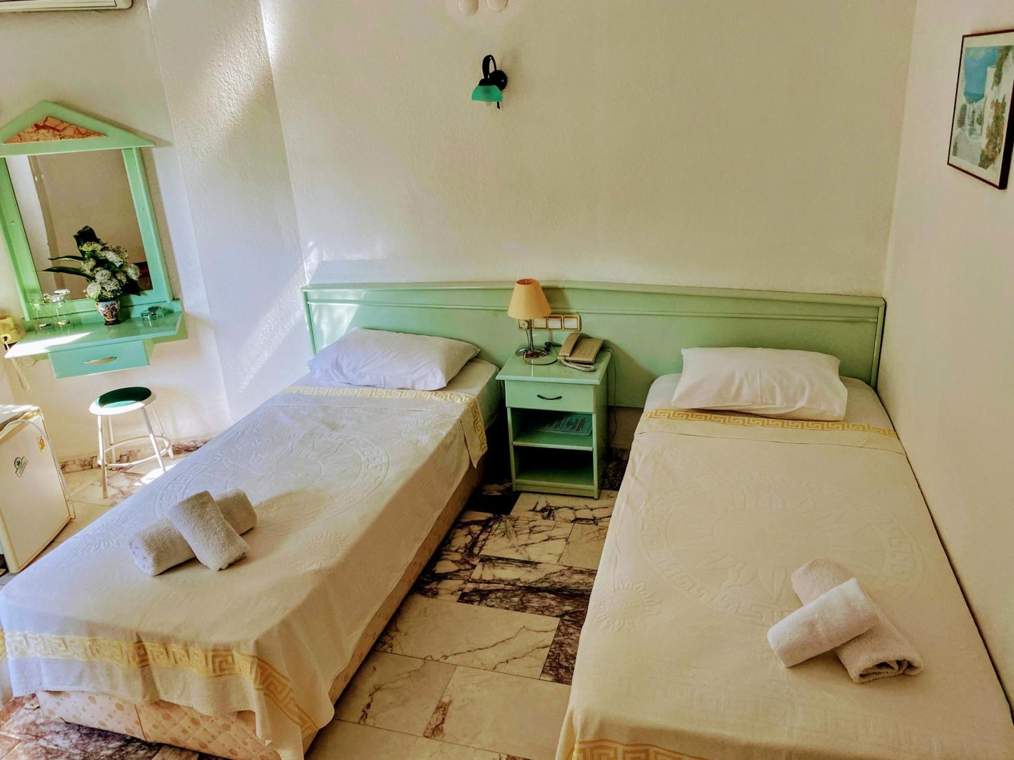 Mandalinn Hotel Дальян Экстерьер фото
