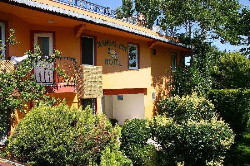 Mandalinn Hotel Дальян Экстерьер фото