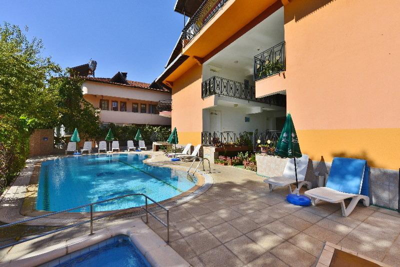 Mandalinn Hotel Дальян Экстерьер фото